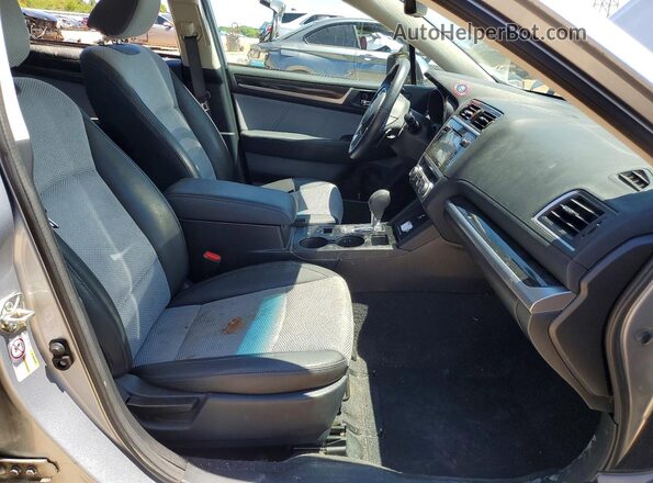 4S3BNAS66H3027893 2017 SUBARU LEGACY Серебряный Вид салона спереди
