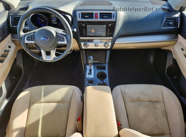 4S3BNBC66G3008229 2016 SUBARU LEGACY Серебряный Вид панели приборов