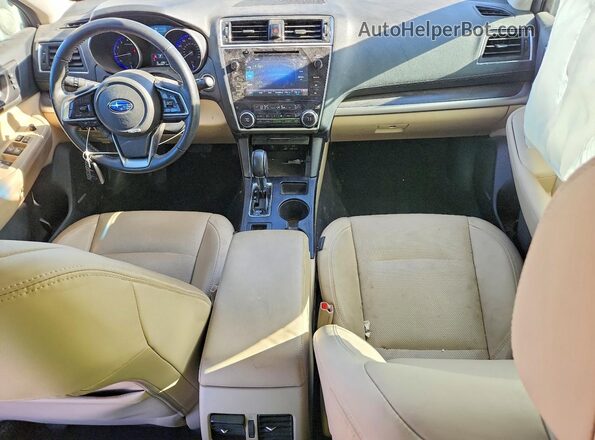 4S3BNEN62K3007005 2019 SUBARU LEGACY Red Vista del salpicadero