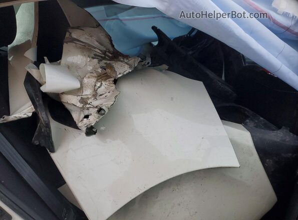 4S3BWAC60R3019883 2024 SUBARU LEGACY White უკანა სავარძლების ხედი