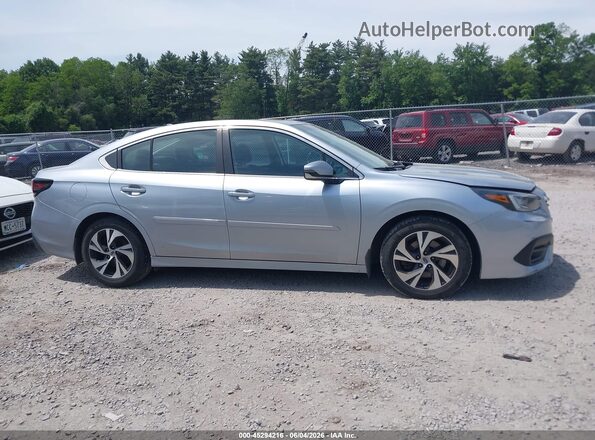 4S3BWAF60N3018254 2022 SUBARU LEGACY Silver Rear interior view