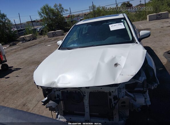 4S3BWAF67R3022856 2024 SUBARU LEGACY White Вид задньої частини салону