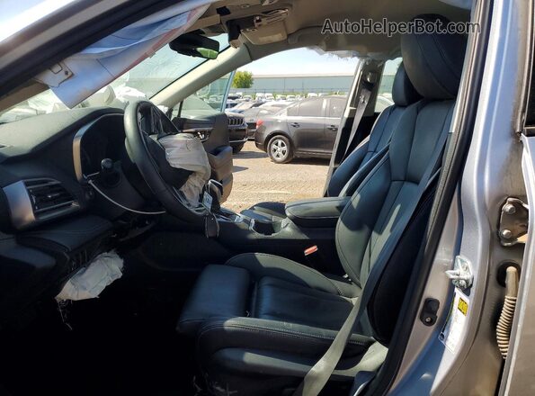 4S3BWAM60R3022071 2024 SUBARU LEGACY Silver Front interior view