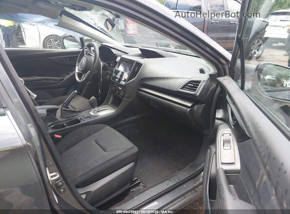 4S3GKAA62J3617689 2018 SUBARU IMPREZA Серый Вид салона спереди