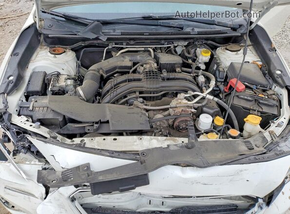 4S3GKAB67K3604050 2019 SUBARU IMPREZA White Widok wnętrza z tyłu