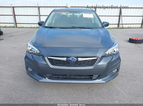 4S3GKAD60J3615063 2018 SUBARU IMPREZA Gray Вид спереду
