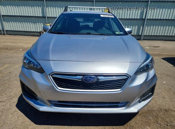 4S3GKAJ62K1618287 2019 SUBARU IMPREZA Silver Widok z przodu