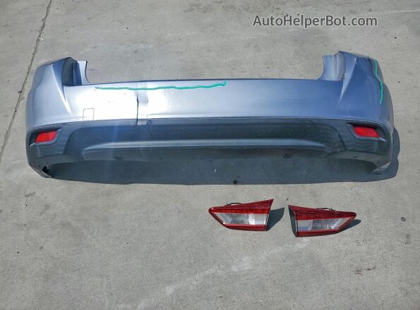 4S3GTAA64J1723523 2018 SUBARU IMPREZA Silver Engine compartment view