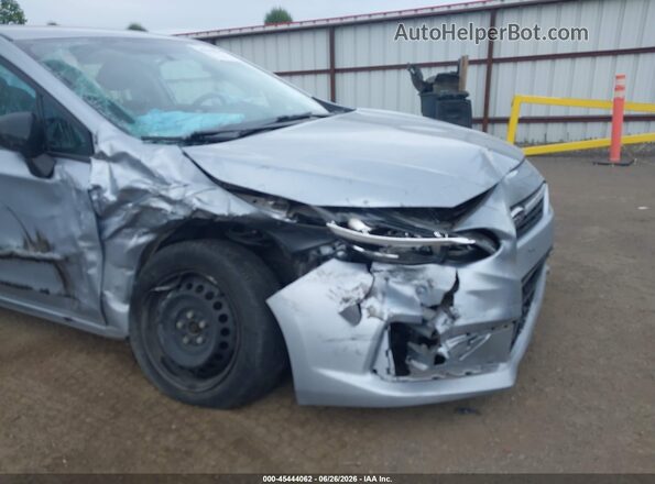 4S3GTAA6XP1711935 2023 SUBARU IMPREZA Серебряный Вид спереди
