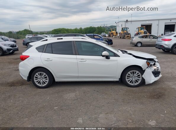 4S3GTAB60H3725816 2017 SUBARU IMPREZA Белый Вид задней части салона