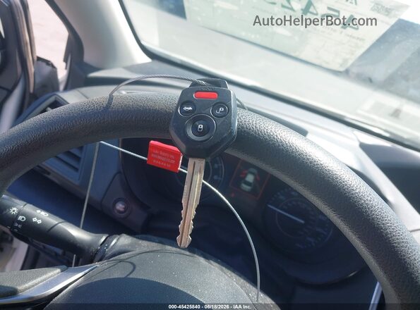 4S3GTAB60N3700751 2022 SUBARU IMPREZA Белый Вид панели приборов