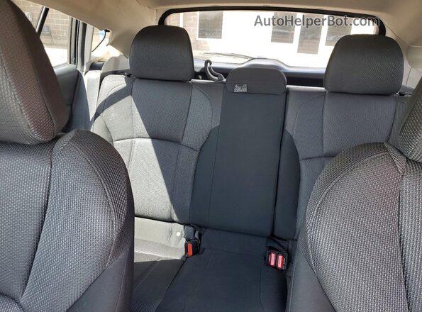 4S3GTAB62M3707697 2021 SUBARU IMPREZA Gray 