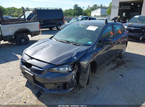 4S3GTAB66N3720731 2022 SUBARU IMPREZA Gray Widok z przodu