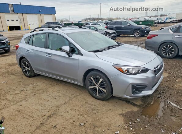 4S3GTAC67K3715516 2019 SUBARU IMPREZA Silver 