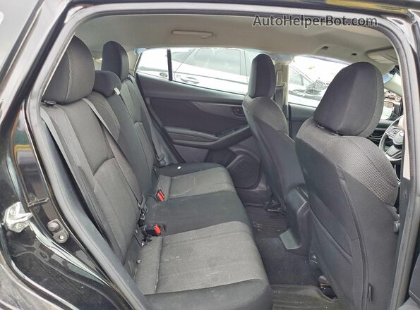 4S3GTAC69K3708583 2019 SUBARU IMPREZA Black Widok tylnych siedzeń