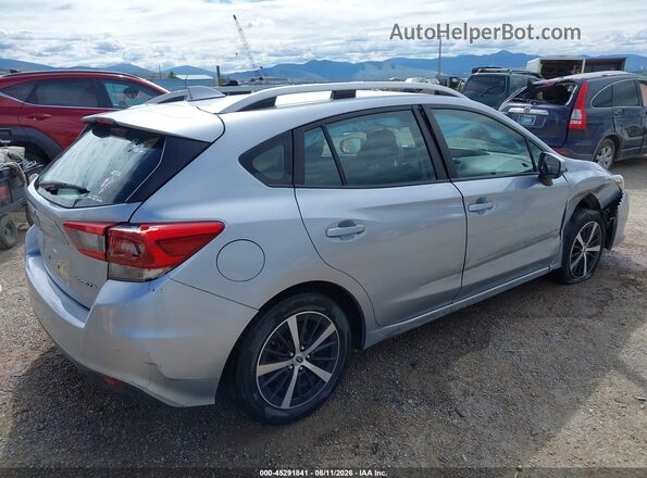 4S3GTAD65N3725741 2022 SUBARU IMPREZA Silver Задня права чверть
