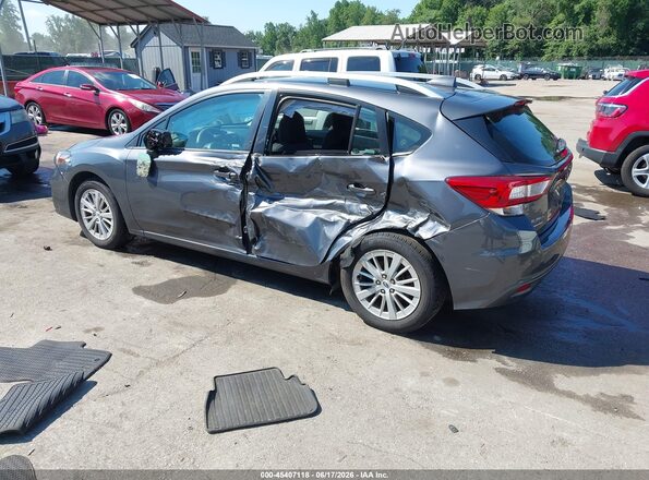 4S3GTAD67J3706392 2018 SUBARU IMPREZA Gray Rear left