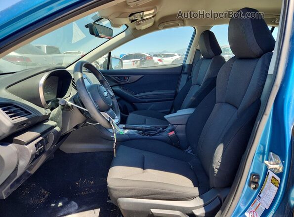4S3GTAD69J3746313 2018 SUBARU IMPREZA Blue Widok wnętrza z przodu