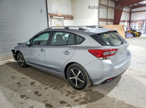 4S3GTAD69N3720252 2022 SUBARU IMPREZA Silver 