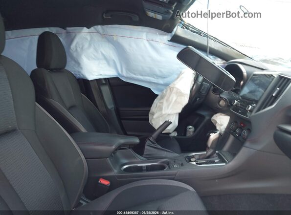 4S3GTAK65H3713192 2017 SUBARU IMPREZA Silver Front interior view