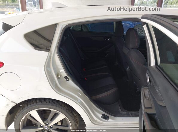 4S3GTAM63K3749659 2019 SUBARU IMPREZA White Widok naklejki z numerem VIN