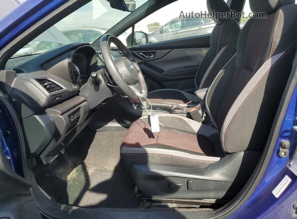 4S3GTAM67P3712024 2023 SUBARU IMPREZA Blue Widok wnętrza z przodu