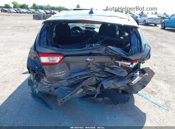 4S3GTAM6XJ3710677 2018 SUBARU IMPREZA Gray Vista frontal
