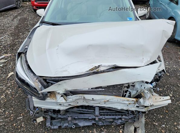 4S3GTAT67K3743008 2019 SUBARU IMPREZA White Вид задньої частини салону