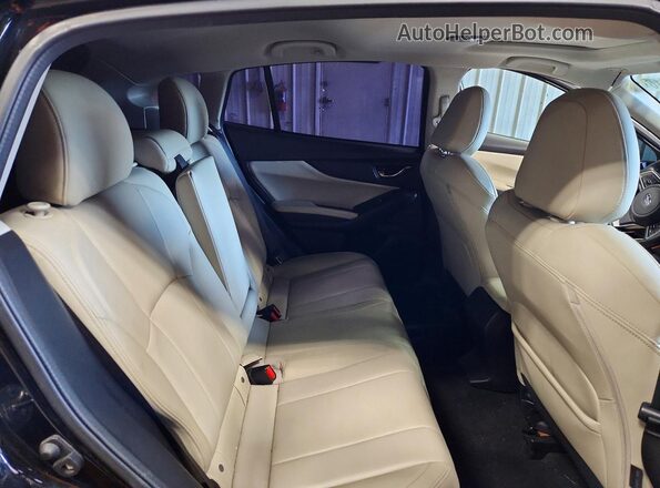 4S3GTAU60H3708348 2017 SUBARU IMPREZA Черный 