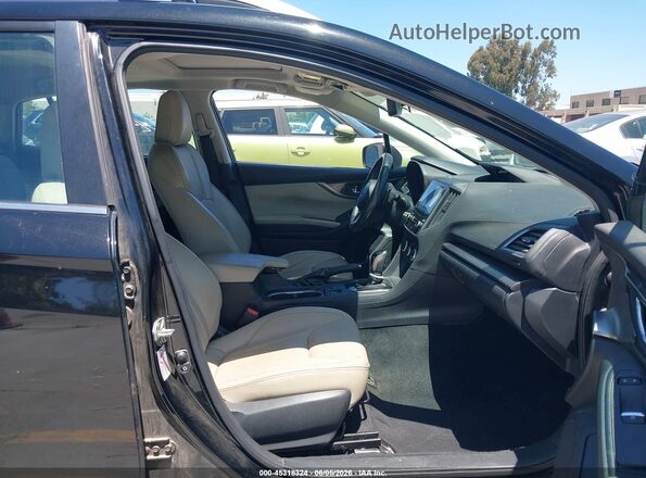 4S3GTAU67H3741010 2017 SUBARU IMPREZA Black Widok wnętrza z przodu
