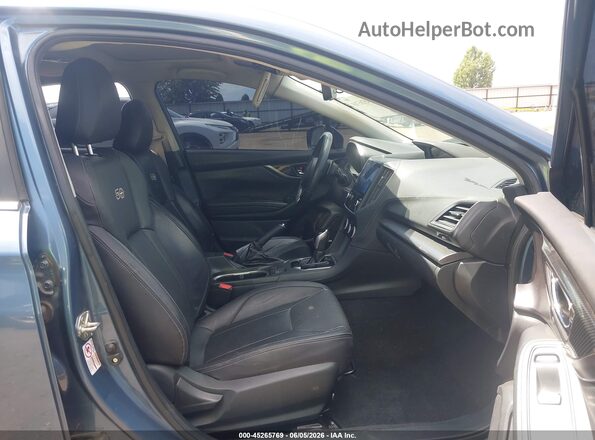 4S3GTAU6XJ3725874 2018 SUBARU IMPREZA Blue 