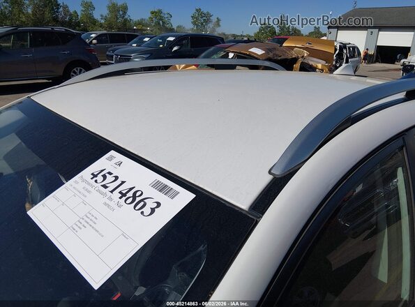 4S3GTAV64L3716301 2020 SUBARU IMPREZA White 