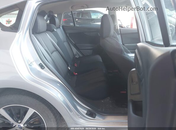 4S3GTAV64P3710763 2023 SUBARU IMPREZA Silver Widok naklejki z numerem VIN