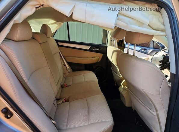 4S4BSACC3J3364875 2018 SUBARU OUTBACK Silver Rear interior view
