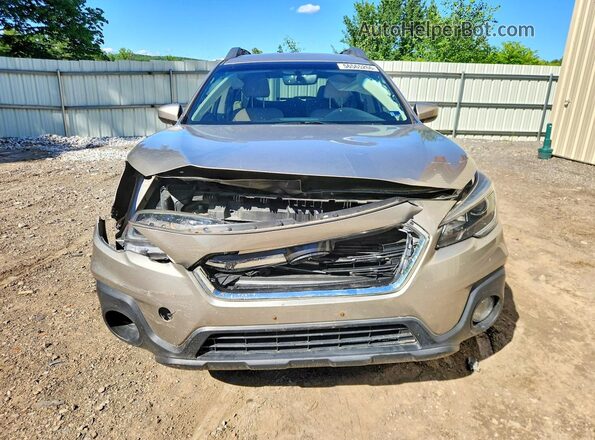 4S4BSACC3J3364875 2018 SUBARU OUTBACK Silver Front view