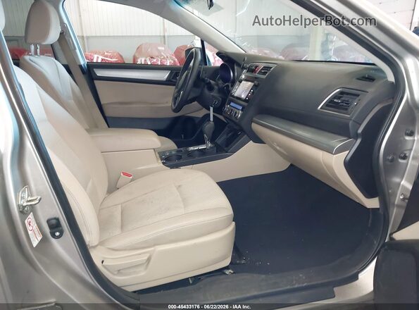 4S4BSACC5H3391618 2017 SUBARU OUTBACK Бежевый Вид салона спереди