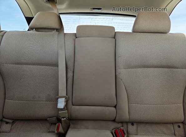 4S4BSACC5J3326726 2018 SUBARU OUTBACK Green Vista de los asientos traseros