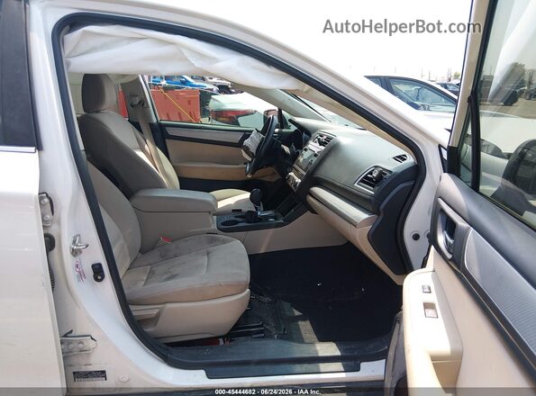 4S4BSACC8H3411540 2017 SUBARU OUTBACK White Vista interior delantera