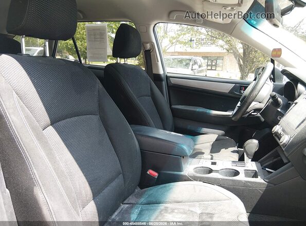4S4BSACC8J3257269 2018 SUBARU OUTBACK Серебряный Вид салона спереди