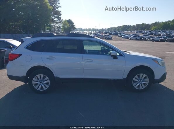 4S4BSADC6G3246245 2016 SUBARU OUTBACK Белый Вид задней части салона