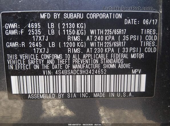 4S4BSADC9H3424652 2017 SUBARU OUTBACK Gray Widok komory silnika