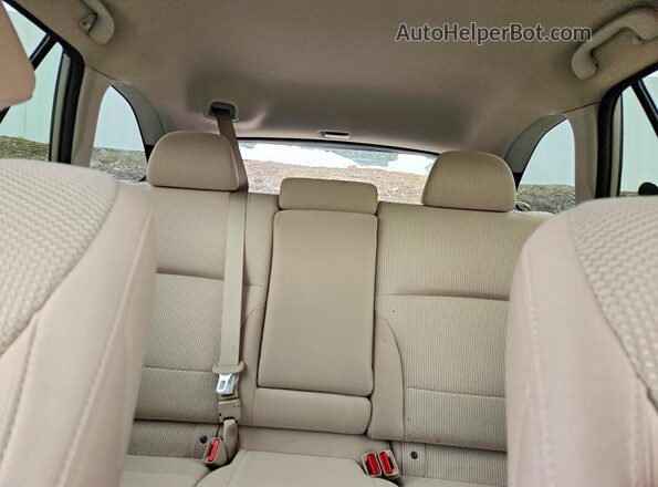 4S4BSAFC3G3252694 2016 SUBARU OUTBACK Beige Widok tylnych siedzeń