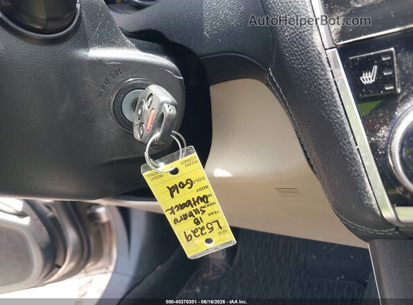 4S4BSAFC6J3381763 2018 SUBARU OUTBACK Gold Вид панелі приладів