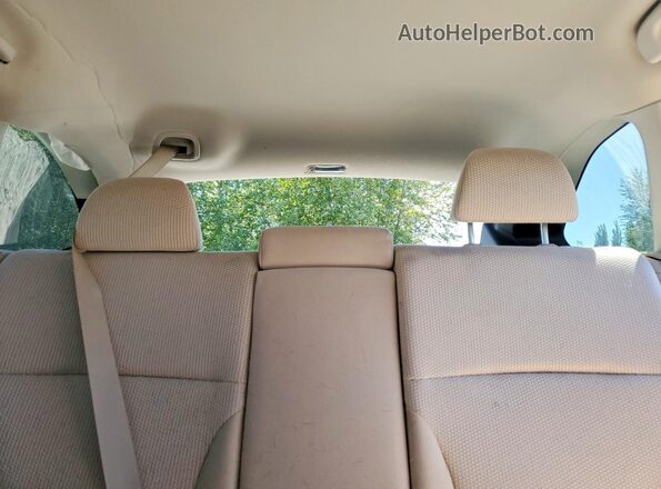 4S4BSAFC9H3293820 2017 SUBARU OUTBACK Red Rear seats view