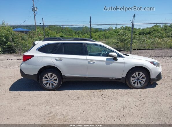 4S4BSAFC9K3356115 2019 SUBARU OUTBACK Белый Вид задней части салона