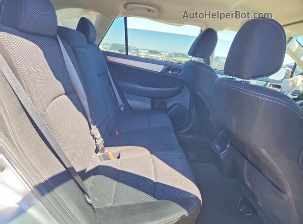 4S4BSAFCXJ3340679 2018 SUBARU OUTBACK Silver Հետևի նստատեղերի տեսք