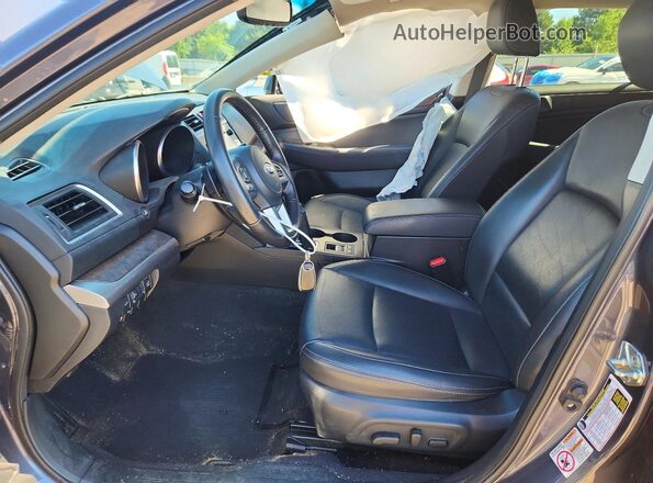 4S4BSAKC1H3220639 2017 SUBARU OUTBACK Gray Вид салону спереду