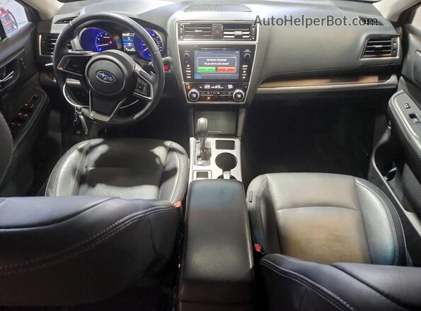 4S4BSAKC1J3247006 2018 SUBARU OUTBACK Серый Вид панели приборов