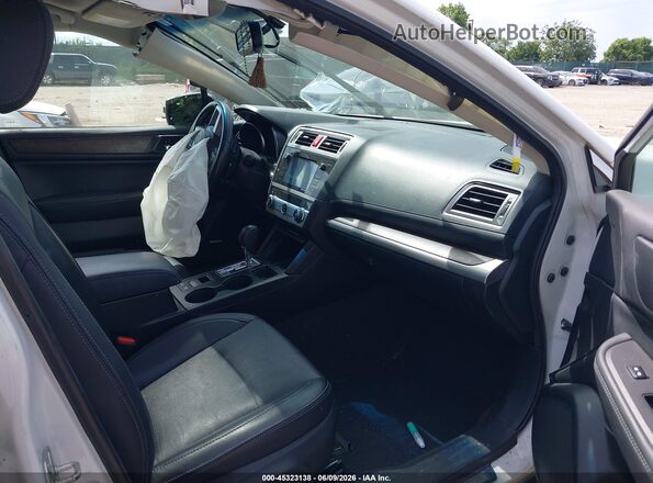 4S4BSAKC2H3431705 2017 SUBARU OUTBACK White Widok wnętrza z przodu