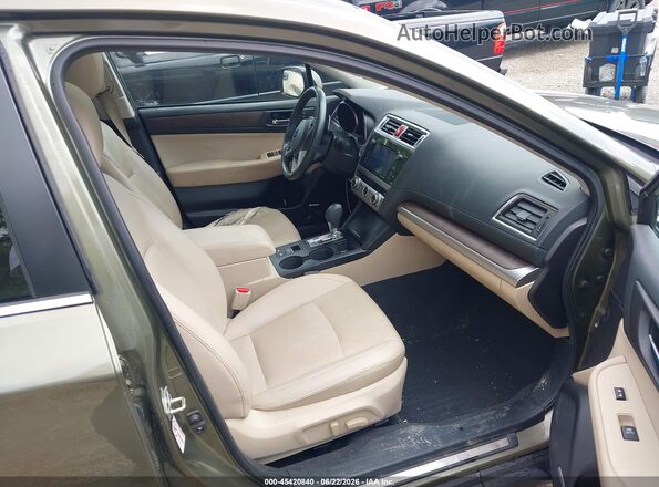 4S4BSANC2H3323094 2017 SUBARU OUTBACK Green Widok wnętrza z przodu